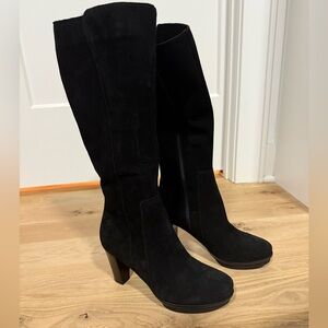 La CANADIENNE Black Suede Knee High Heeled Boots